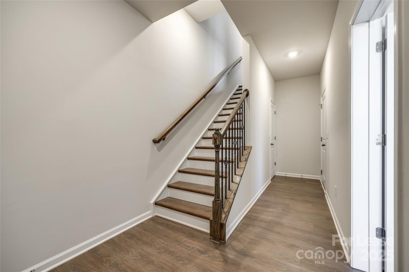Property image 4 of 143 Morning Gap Parkway in Elizabeth, Fort Mill, SC 29715