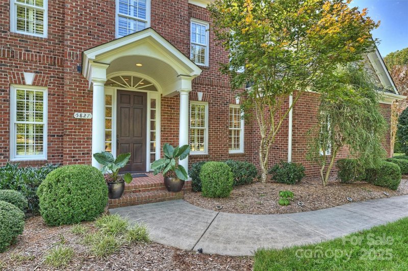 Property image 4 of 5827 Rileys Ridge Road in Blantyre, Charlotte, NC 28226
