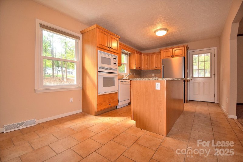 Property image 2 at 5917 Indian Brook Drive, Matthews, NC 28104