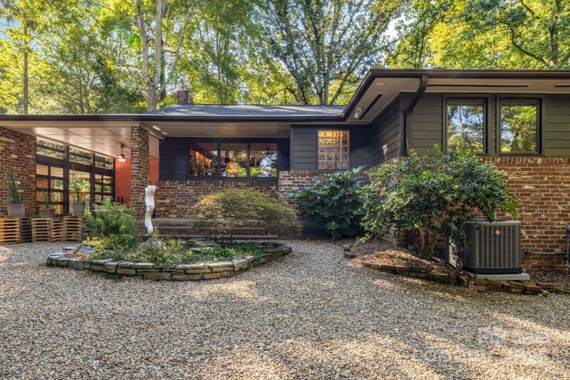 750 Braewick Road