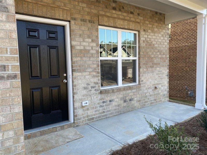 Property image 2 at 7418 Sienna Heights Place, Charlotte, NC 28213