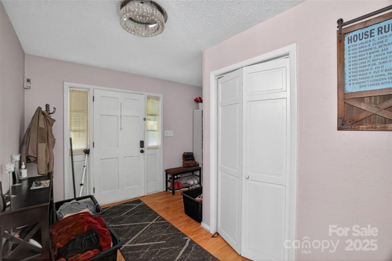 Property image 5 of 510 4th Avenue in Lecho Park, Conover, NC 28613