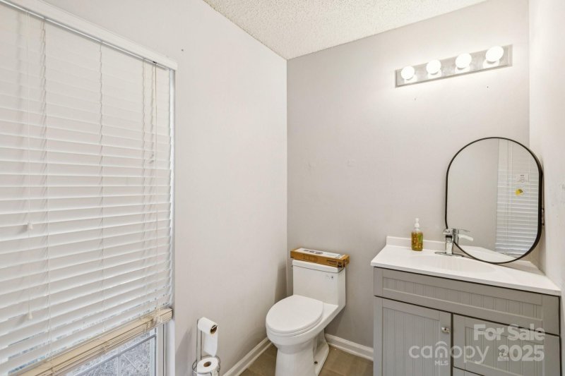 Property image 5 of 6922 Brandon Chase Lane in Rocky Meadows, Concord, NC 28025