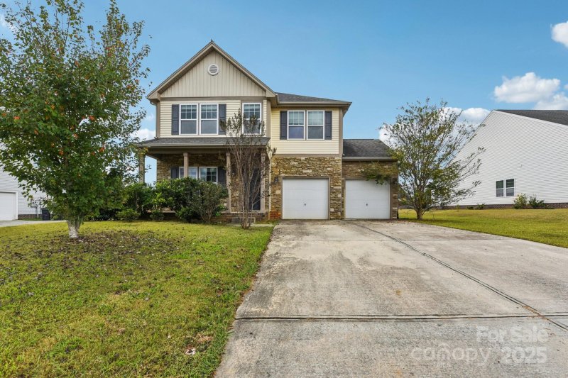 Property image 2 of 1780 Stuart Carter Avenue in Ellis Pond, Rock Hill, SC 29730