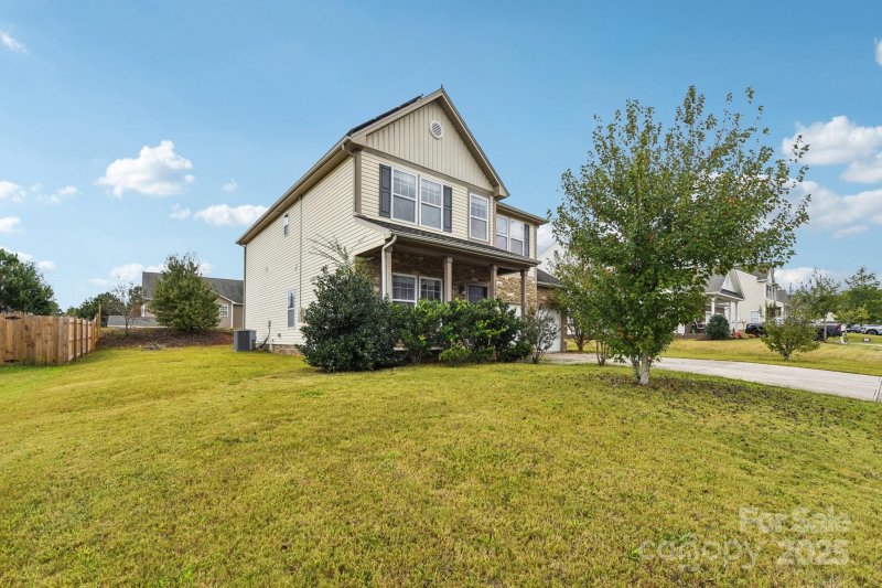 Property image 3 of 1780 Stuart Carter Avenue in Ellis Pond, Rock Hill, SC 29730