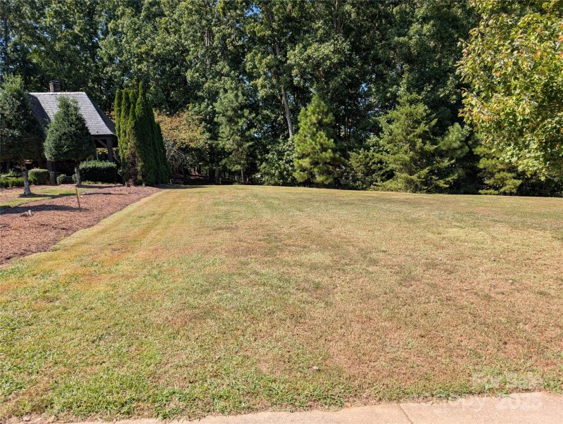 Property image 3 of 13911 Rhone Valley Drive in Montreux, Charlotte, NC 28278