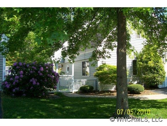 Property image 2 at 3 Stuart Circle, Asheville, NC 28804