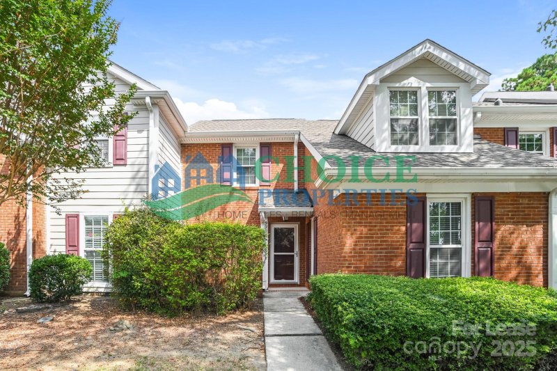 Property image 2 at 9223 N Vicksburg Park Court, Charlotte, NC 28210