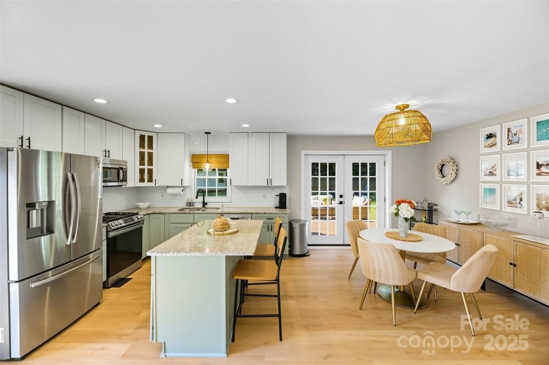 Property image 5 at 7520 Woodstream Drive, Charlotte, NC 28210