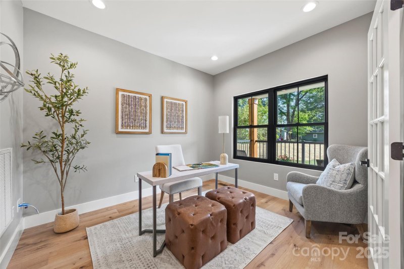 Property image 5 of 1 Linestowe Drive in Aberfoyle, Belmont, NC 28012