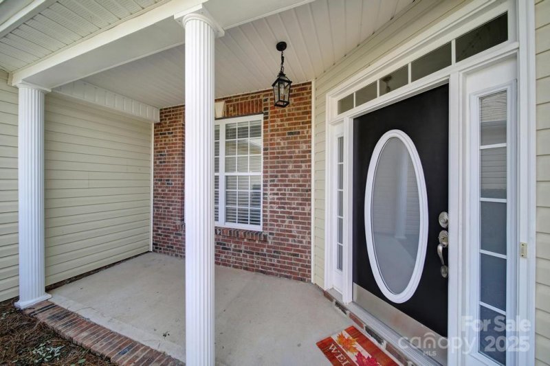 Property image 3 of 328 Garnet Court in Four Seasons At Gold Hill, Fort Mill, SC 29708