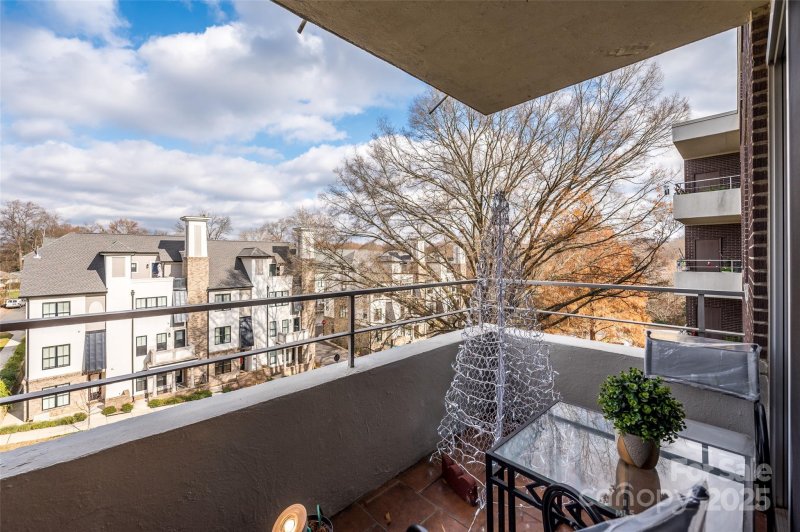 Property image 4 at 1300 Reece Road, Charlotte, NC 28209