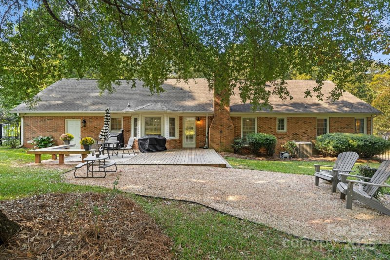 Property image 4 of 2020 Malvern Road in Swan Meadows, Rock Hill, SC 29732