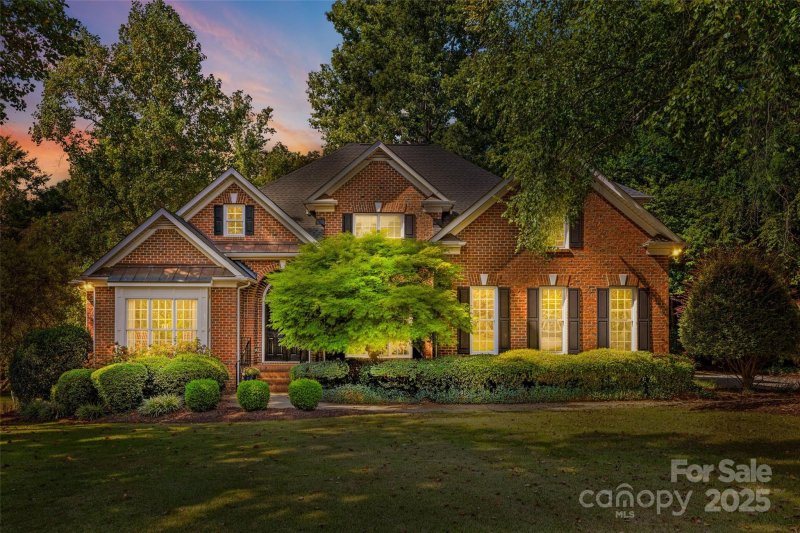 Property image 4 of 1748 Farrow Drive in Meadow Lakes Ii, Rock Hill, SC 29732