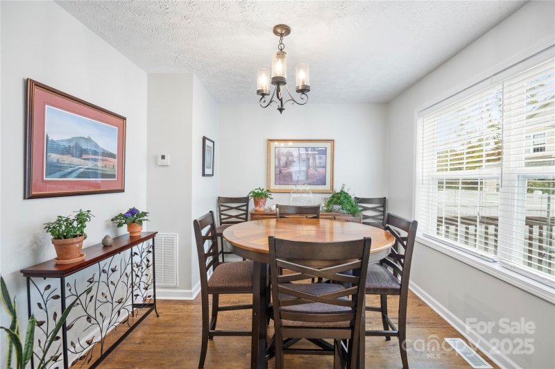 Property image 4 of 204 Pembrook Road in Brookhaven Village, Swannanoa, NC 28778