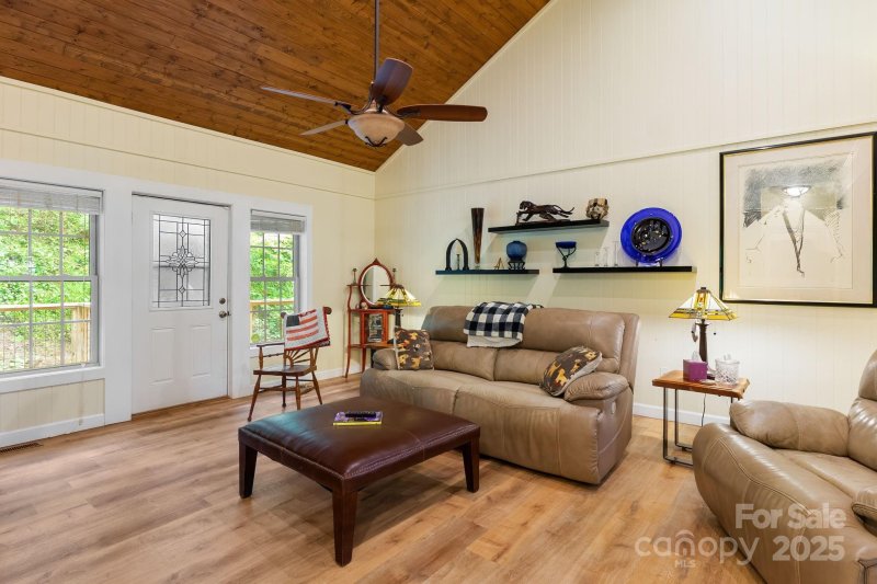 Property image 4 of 165 Eagles Ridge Road in Eagles Ridge, Sylva, NC 28779