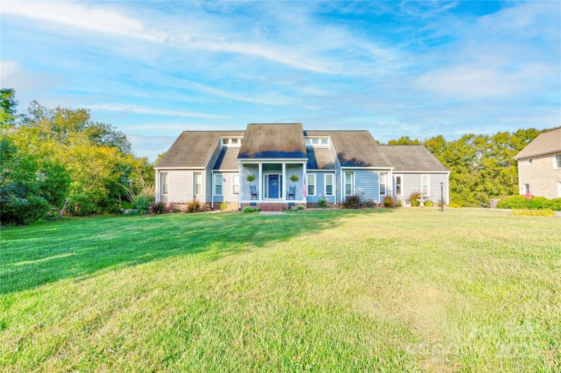 Cross Creek, Cherryville Community