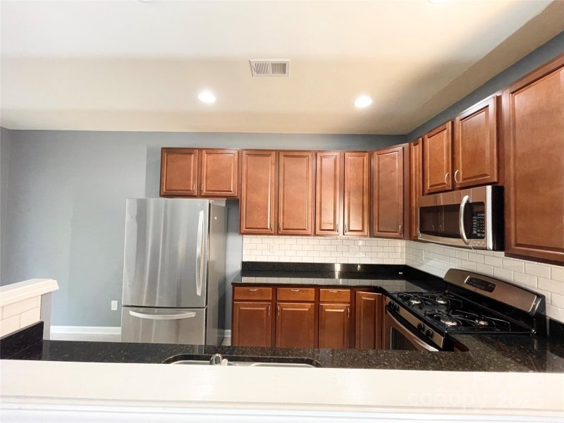 Property image 2 of 13769 Singleleaf Lane in Charlotte Pines, Charlotte, NC 28278