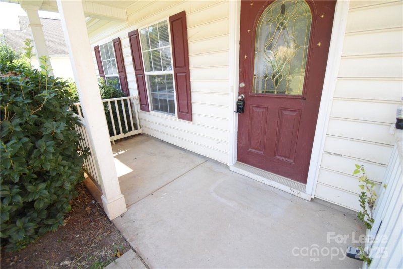 Property image 2 at 8139 Chatham Oaks Drive, Concord, NC 28027