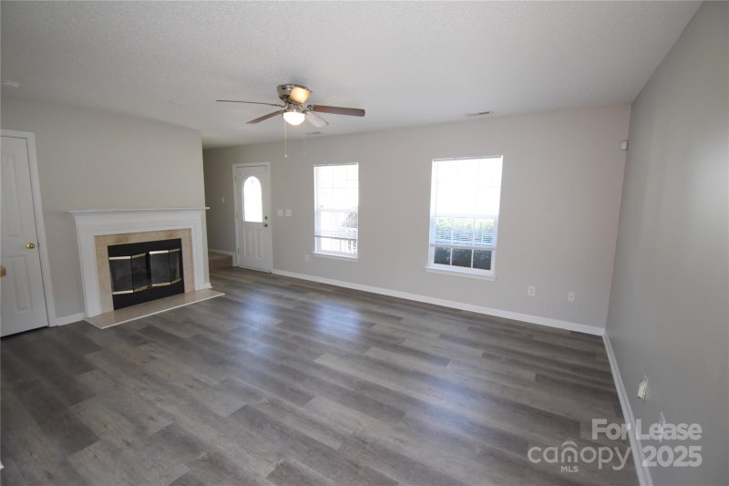 Property image 5 at 8139 Chatham Oaks Drive, Concord, NC 28027