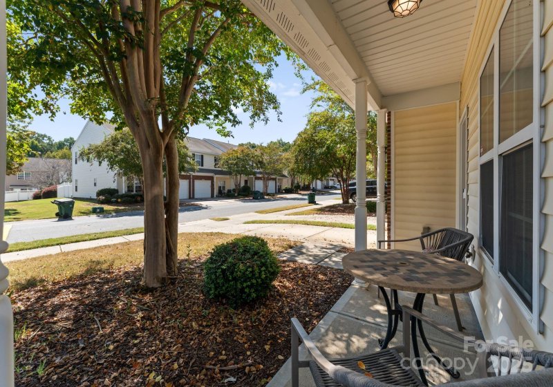 Property image 2 of 13635 Singleleaf Lane in Charlotte Pines, Charlotte, NC 28278