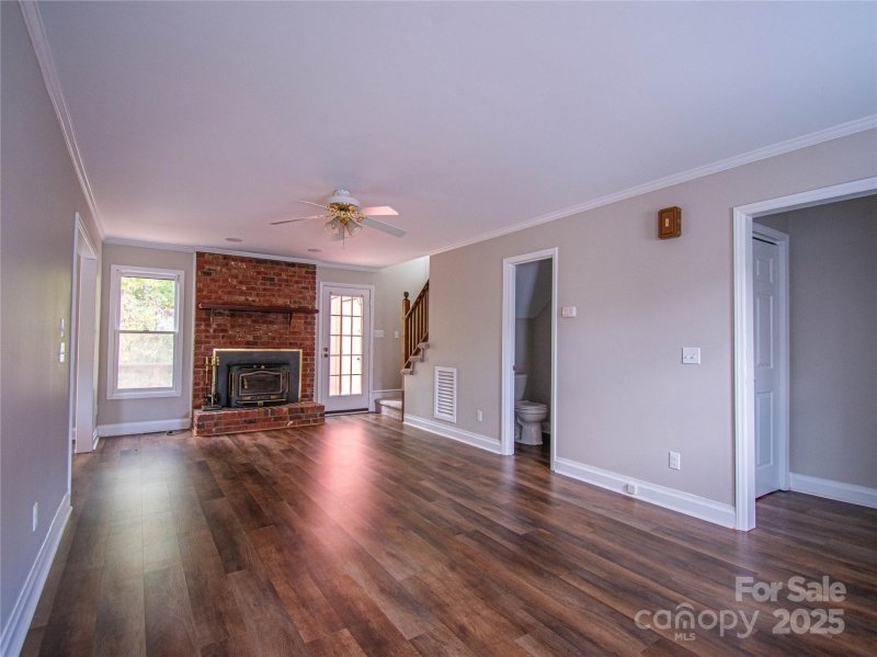 Property image 3 at 1146 Crestmont Drive, Concord, NC 28025