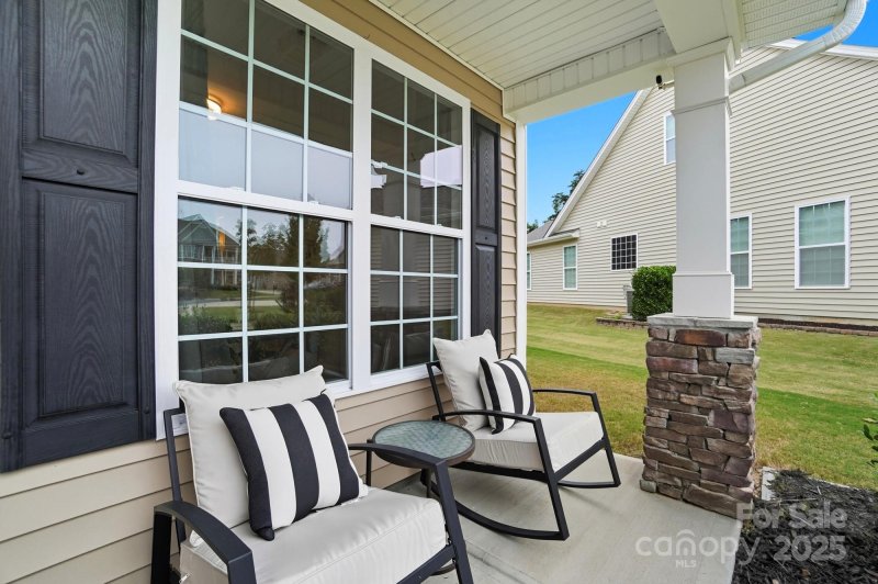 Property image 5 of 310 Annatto Way in Lake Ridge, Fort Mill, SC 29708