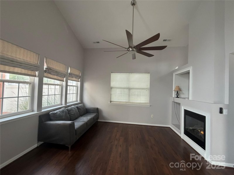 Property image 3 of 9104 Meadowmont View Drive in Highland Creek, Charlotte, NC 28269