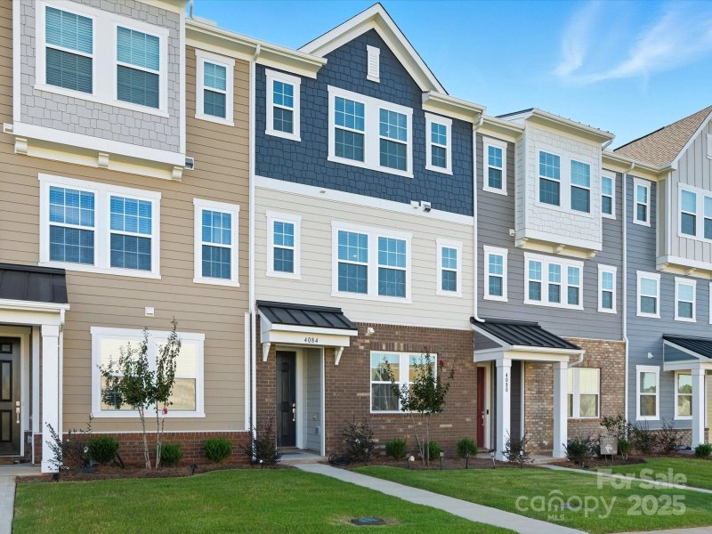 Property image 4 of 4084 Skyboat Circle in Elizabeth, Fort Mill, SC 29715