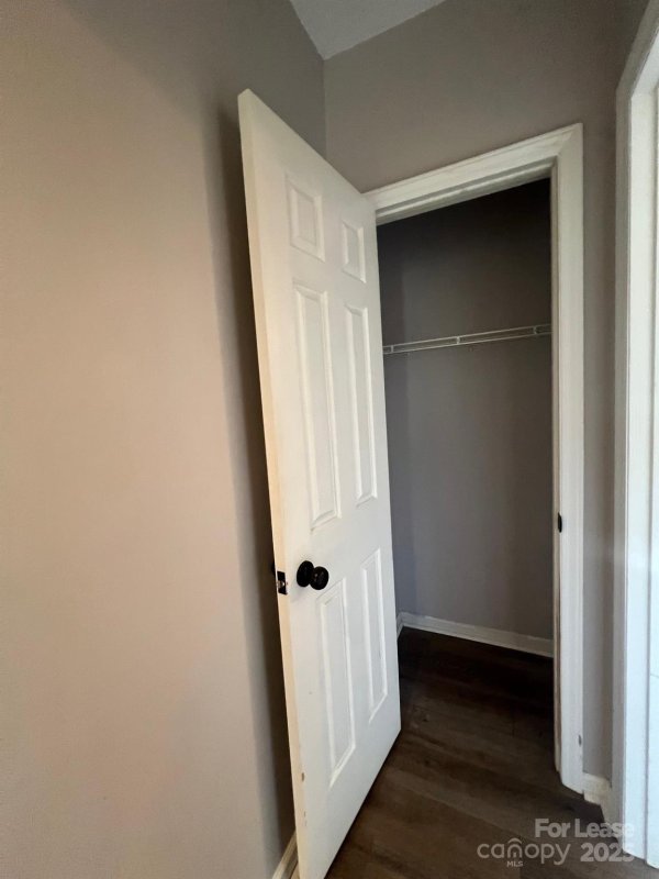 Property image 4 of 3218 Selwyn Farms Lane in Hunters Run, Charlotte, NC 28209