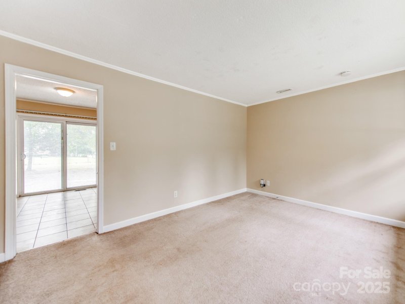 Property image 4 at 1200 Echo Glen Road, Charlotte, NC 28213