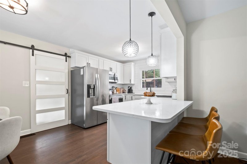 Property image 5 of 5442 Kinsale Lane in Shannon Park, Charlotte, NC 28215