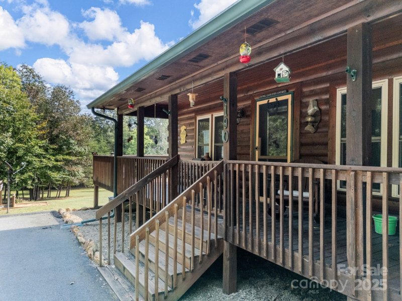 Property image 3 of 190 Elliot Lane in Green River Highlands, Rutherfordton, NC 28139