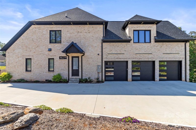 Property image 4 of 4066 Bob Jones Drive in Rock Barn, Conover, NC 28613