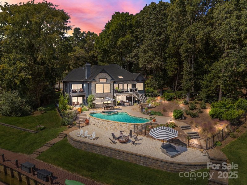 21430 Blakely Shores Drive