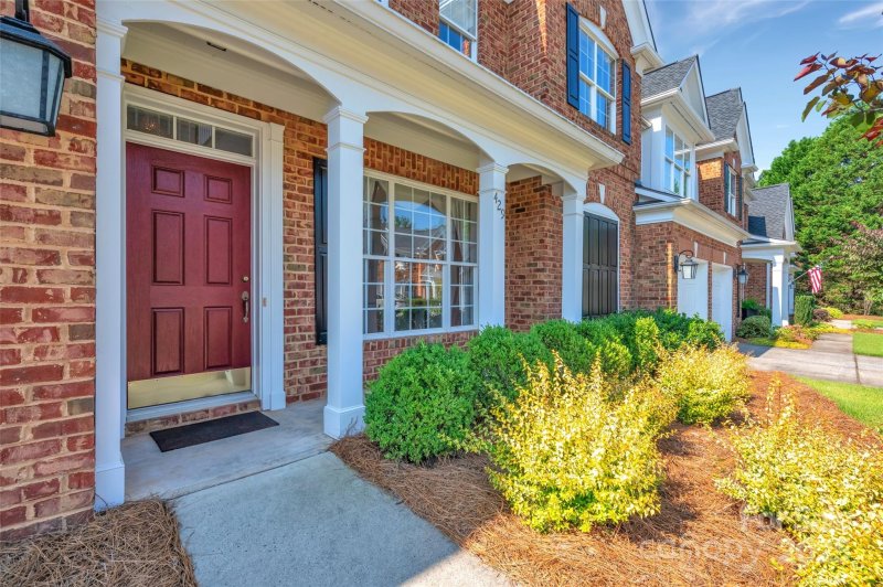 Property image 2 of 429 Eberle Way in Avington, Matthews, NC 28105