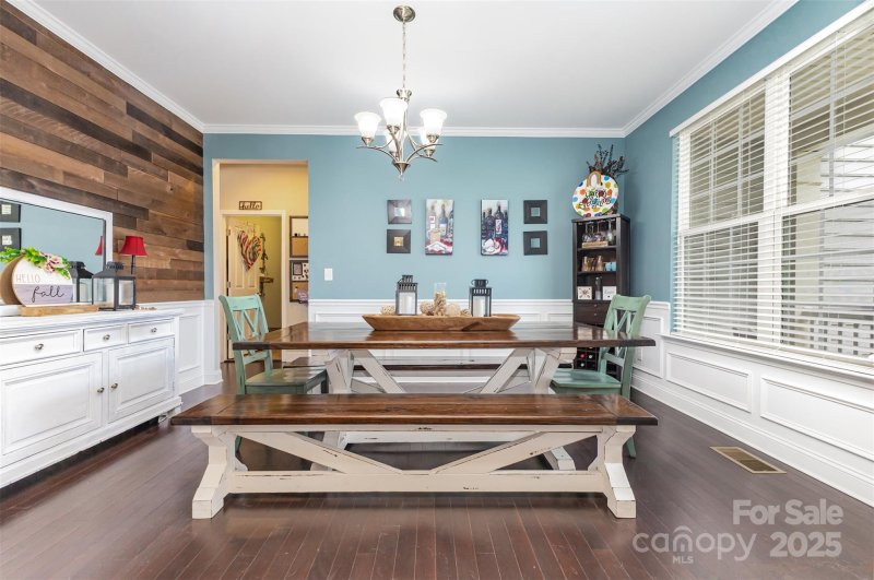 Property image 4 of 11514 Blushing Star Court in Peach Orchard Estates, Charlotte, NC 28215