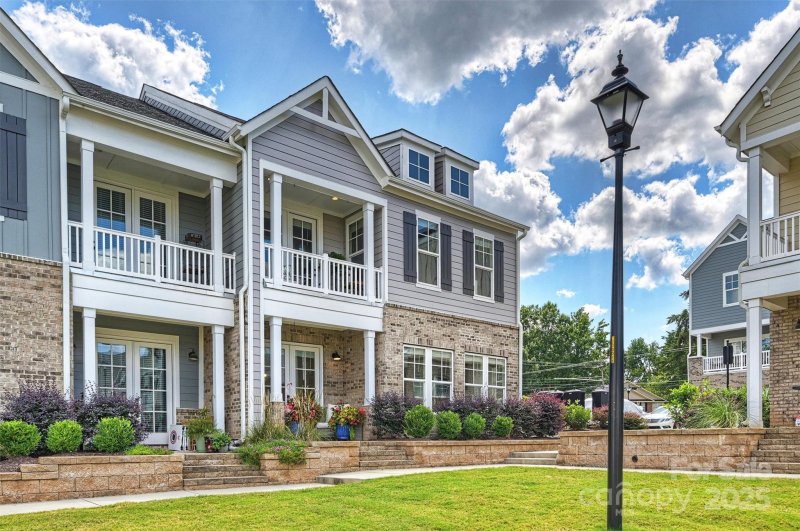 Property image 2 at 215 Junaluska Drive, Davidson, NC 28036