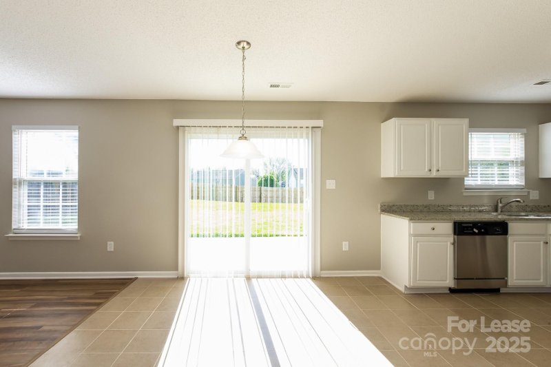 Property image 5 of 6130 Brookfield Pointe Drive in Brookfield, Charlotte, NC 28216