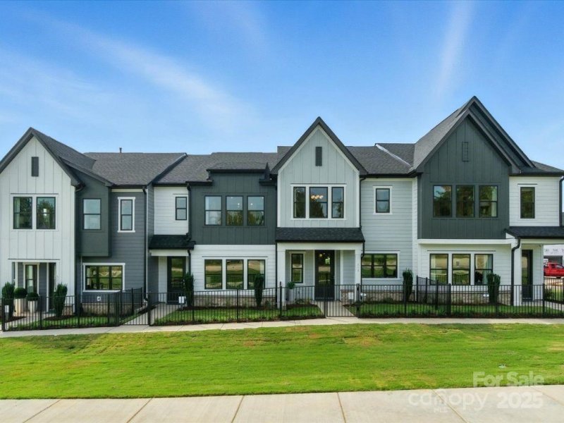 485 Nash Street