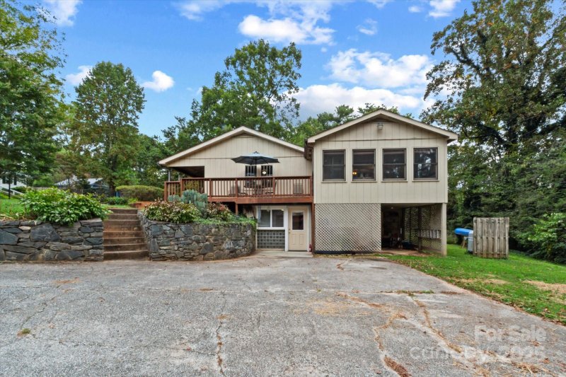 Property image 2 of 36 Mulberry Court in Royal Pines, Arden, NC 28704