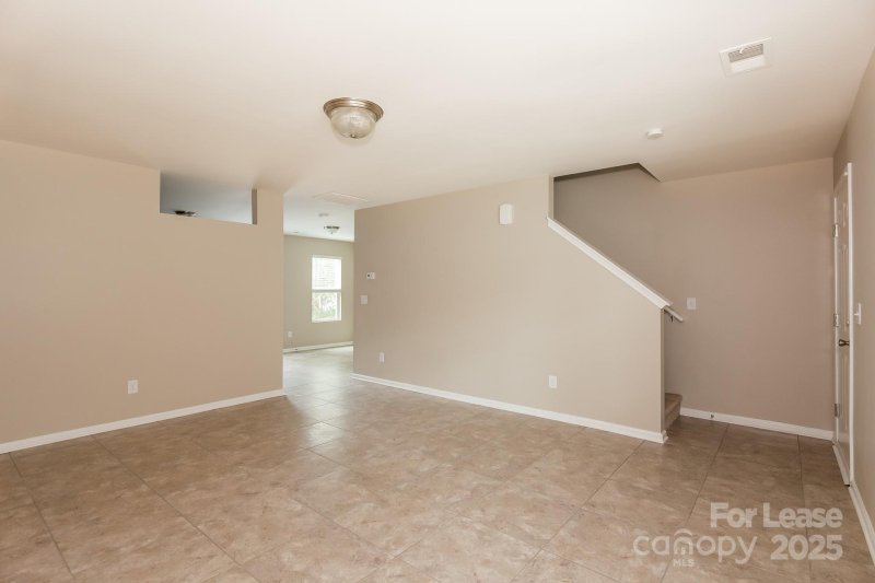 Property image 4 of 5943 Sullins Road in Lakewood Ridge, Charlotte, NC 28214