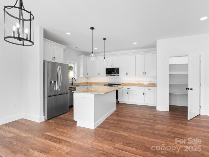 Property image 5 of 11 Riemar Lane in Magnolia Village, Waynesville, NC 28786