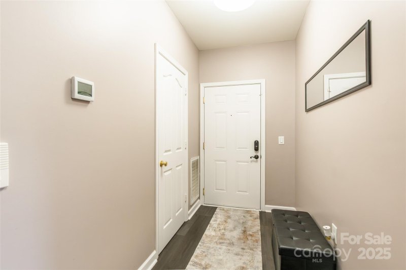 Property image 4 of 9145 Mcdowell Creek Court in Alexander Chase, Cornelius, NC 28031