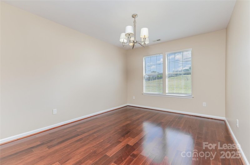 Property image 5 of 9626 Kenneth Glenn Drive in Faires Farm, Charlotte, NC 28213