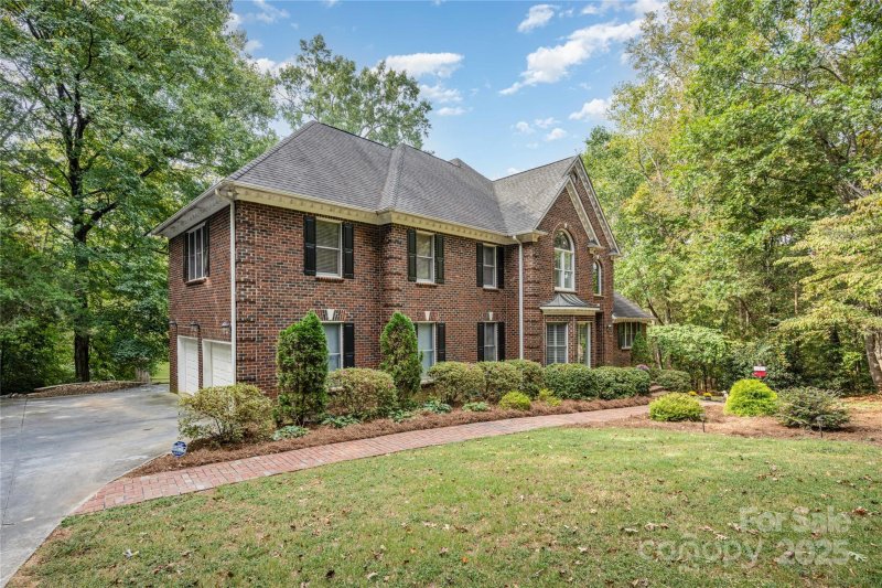 Property image 5 of 7165 Stirrup Court in Providence Woods South, Weddington, NC 28104