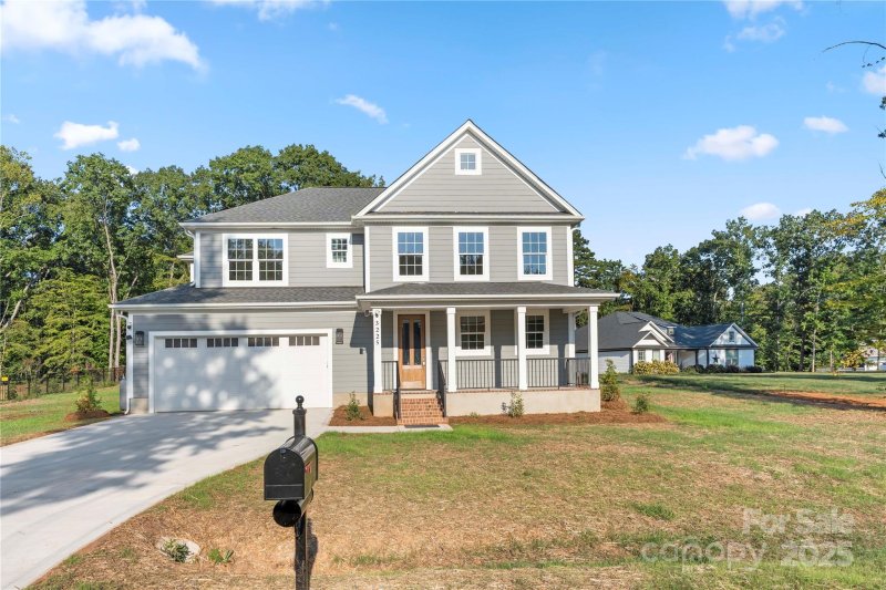 Property image 2 at 3225 Timber Run Lane, Maiden, NC 28650