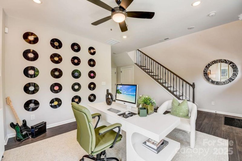 Property image 5 of 407 Jetton Street in Parkside Commons, Davidson, NC 28036