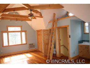 Property image 5 at 128 Hawk Ridge Drive, Asheville, NC 28804