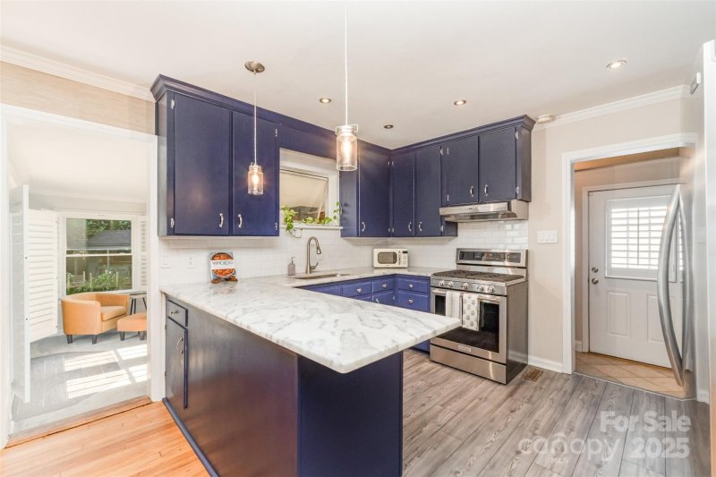 Property image 5 at 4432 University Drive, Charlotte, NC 28209